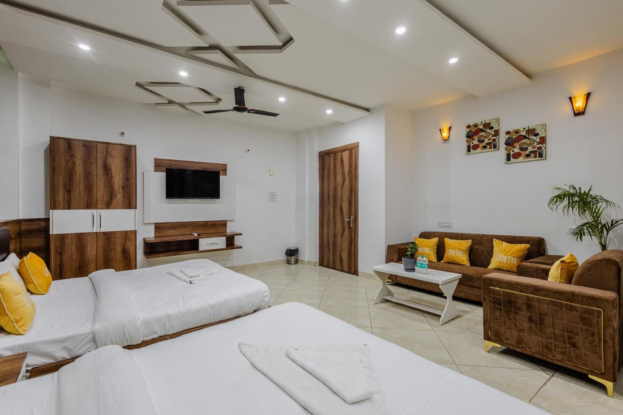 Lime Tree Hotel And Banquet Vrindāvan Εξωτερικό φωτογραφία