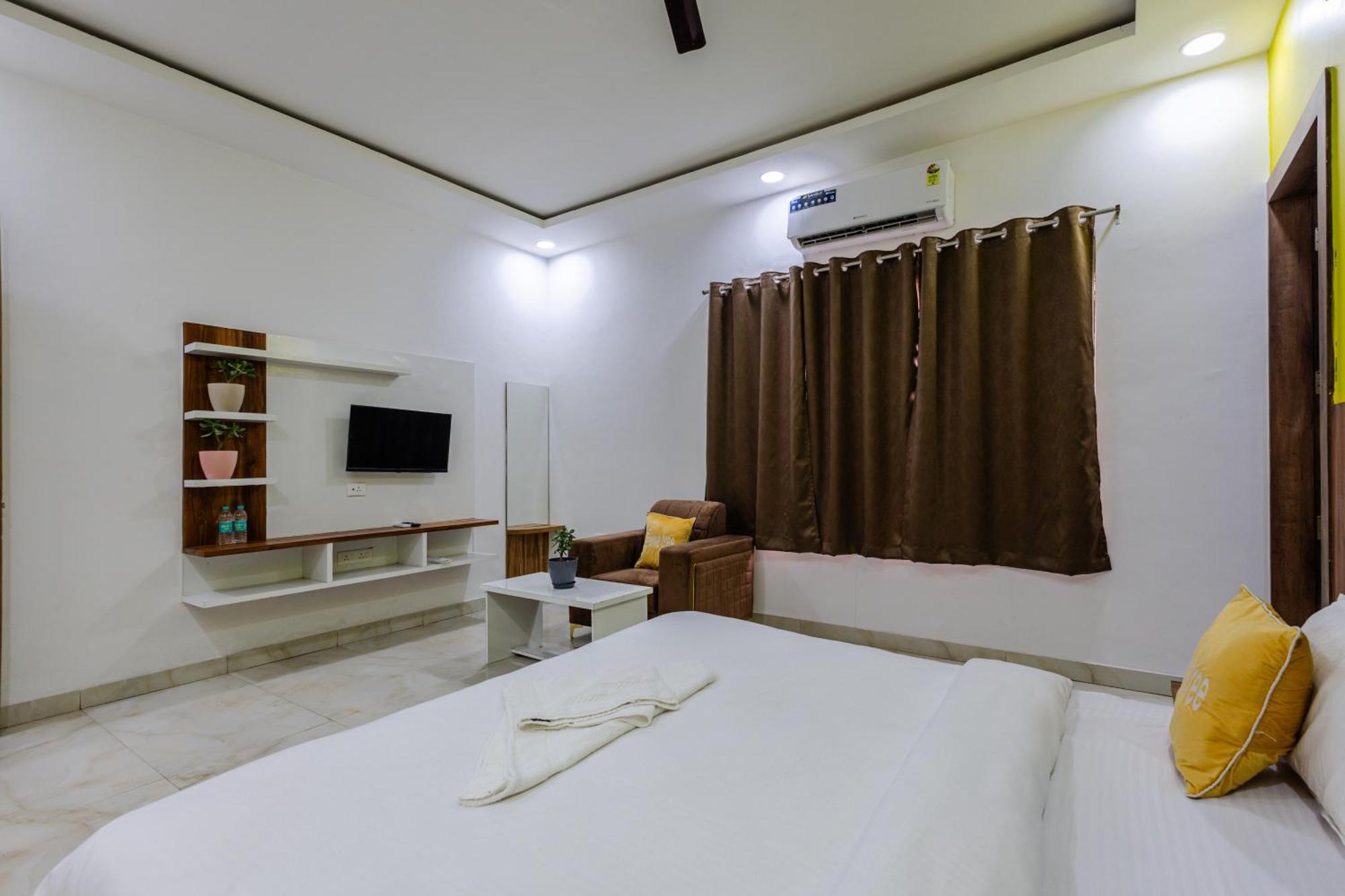 Lime Tree Hotel And Banquet Vrindāvan Εξωτερικό φωτογραφία
