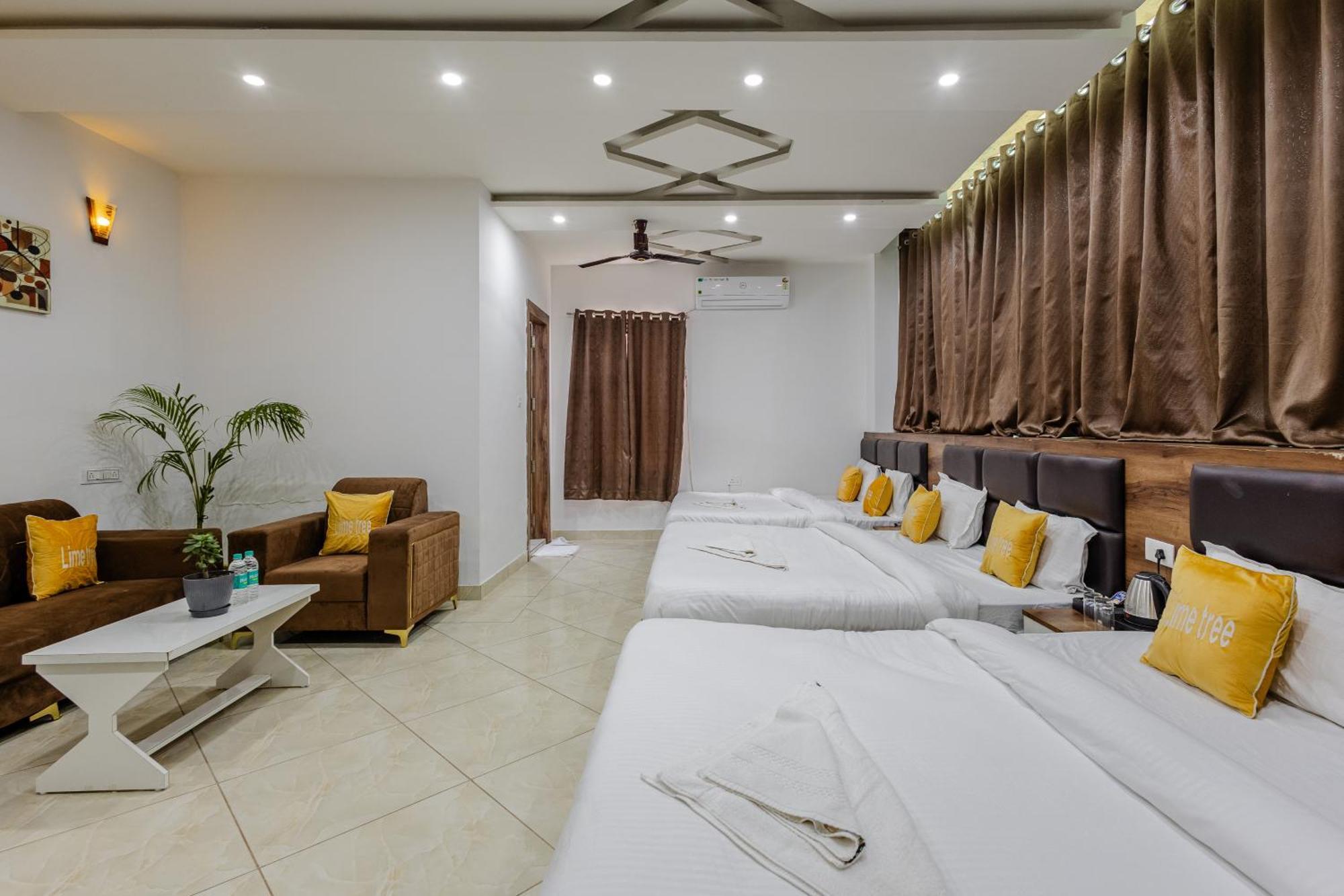 Lime Tree Hotel And Banquet Vrindāvan Εξωτερικό φωτογραφία